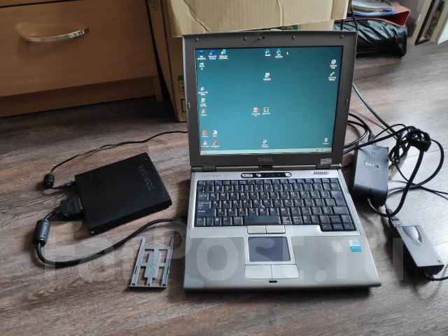 Dell Latitude. 12.1", 1,4����, ��� 512 ��, ���� 28��� ����