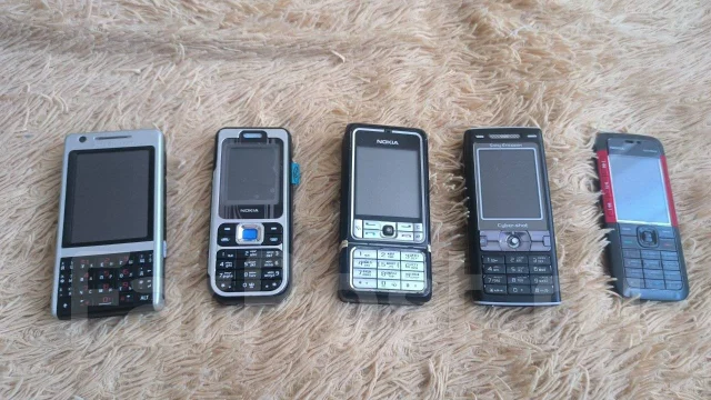 Sony Ericsson P1i. �/� ����