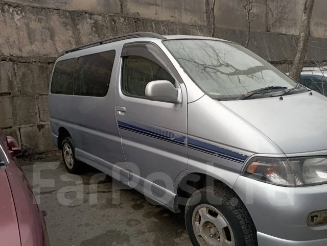 Toyota Hiace Regius. �������, 4wd, 2.7 (110��.�.), ������, 338 694����. �� ����