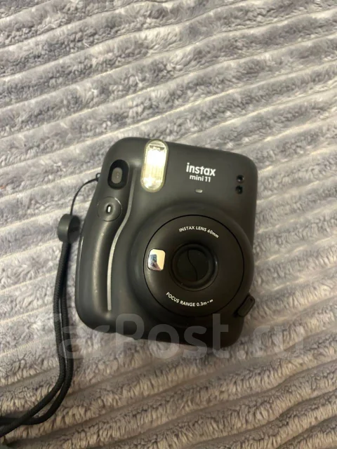 Fujifilm Instax Mini 11 ����