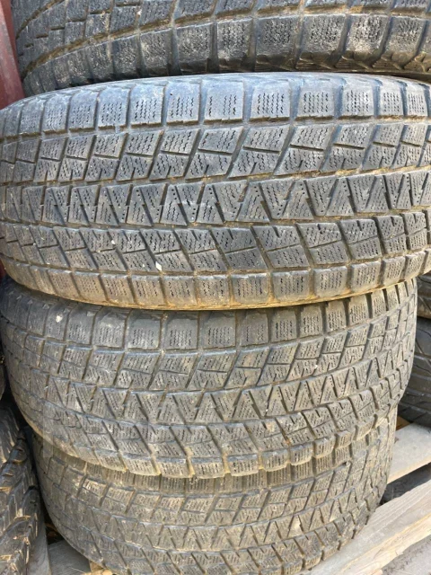 Bridgestone Blizzak LT. ������, ��� �����, 2015 ���, �/�, ����� 50 % ����
