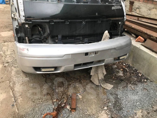 Mazda Bongo Brawny. SKF6MM ����