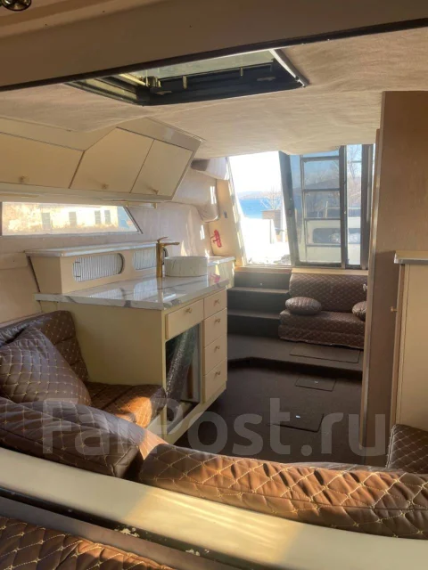 Carver. 1992 ���, ����� 9,5��., ��������� ������������, 500��.�., ������ ����