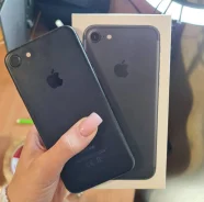 Apple iPhone 7. �/�, 32 ��, ������, 3G, 4G LTE, NFC ����