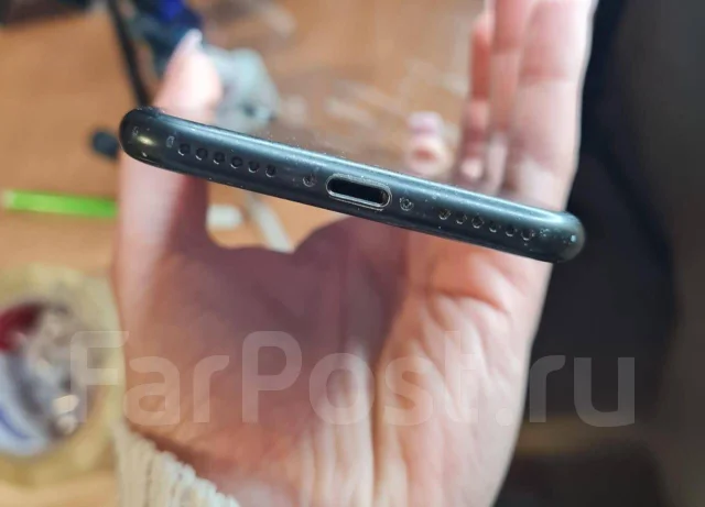 Apple iPhone 7. �/�, 32 ��, ������, 3G, 4G LTE, NFC ����