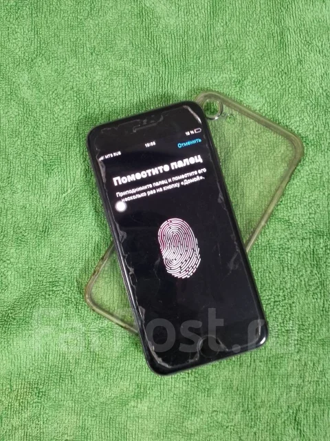 Apple iPhone 8. �/�, 64 ��, ������, 4G LTE ����