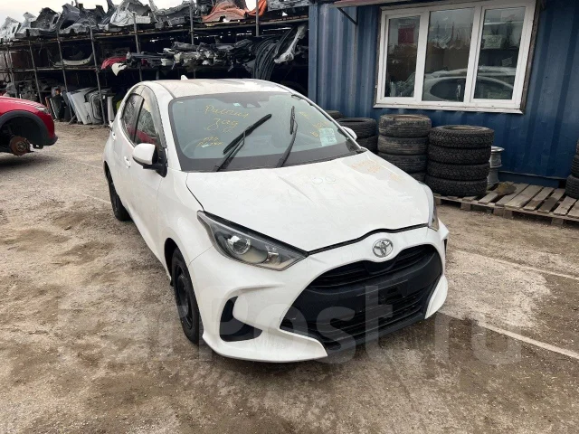 Toyota Yaris. KSP210, 1KR ����