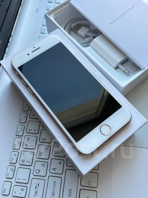 Apple iPhone 8. �/�, 64 ��, ������� ����