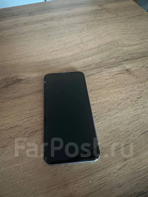 Apple iPhone X. �/�, 256 ��, �����, 4G LTE ����