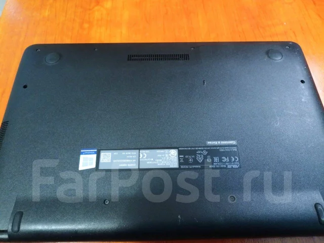 Asus VivoBook 15. 15.6", 2,6����, ��� 4 ��, ���� 240���, WiFi: 1, Bluetooth: 1 ����