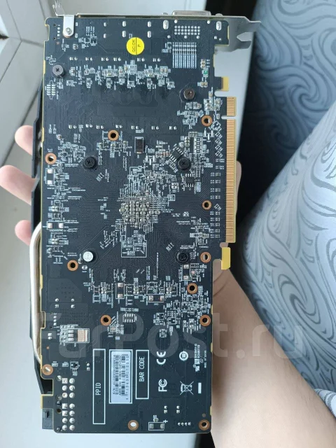Radeon RX 580 ����
