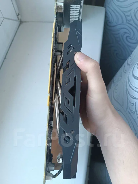 Radeon RX 580 ����