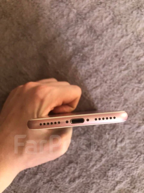 Apple iPhone 7. �����, 32 ��, ������� ����
