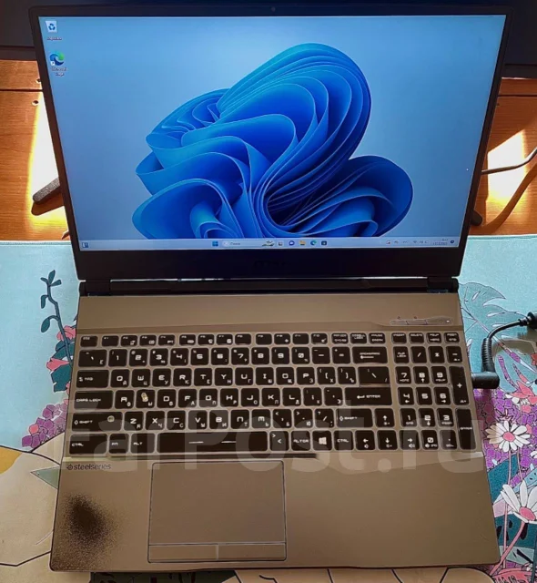 MSI Alpha 15. 15.6", 2,3����, ��� 16 ��, ���� 1 256���, WiFi: 1, Bluetooth: 1, ����������� �� 4��. ����