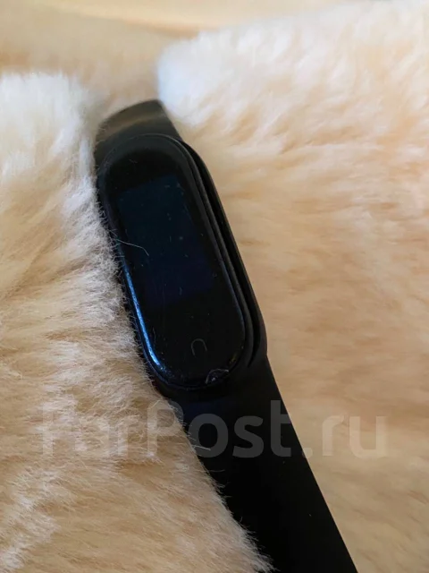 Xiaomi Mi Band 4. NFC ����