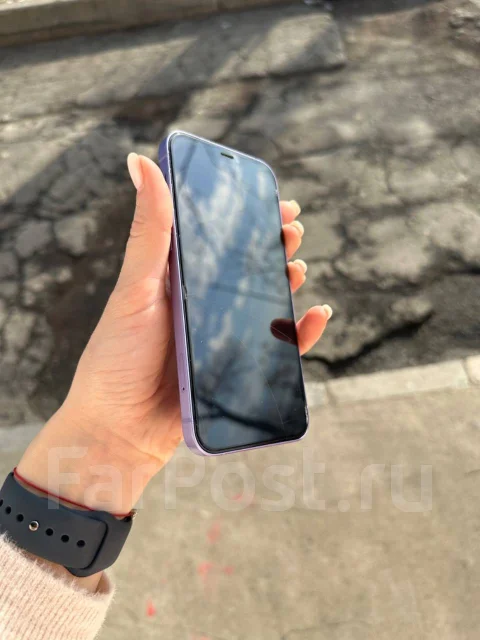 Apple iPhone 12. �/�, 64 ��, ����������, 4G LTE ����