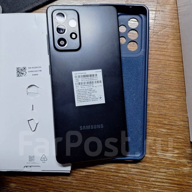 Samsung Galaxy A52. �/�, 256 ��, ������, 5G ����