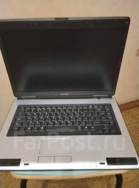 Toshiba Satellite L40. 15.6", WiFi: 1, Bluetooth: 1 ����