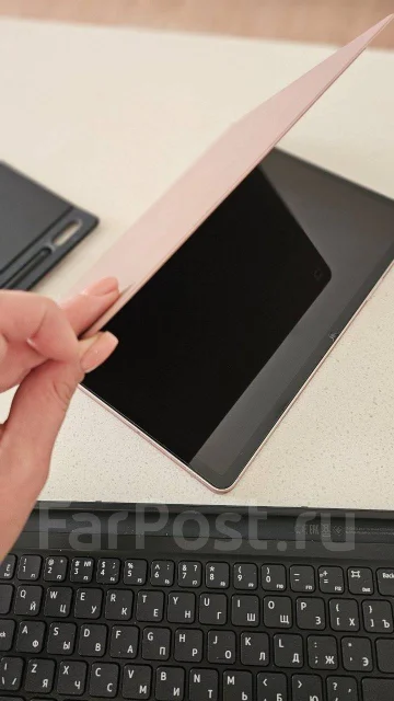 Samsung Galaxy Tab S8. 12.4 ������, ������ 8 �� ����