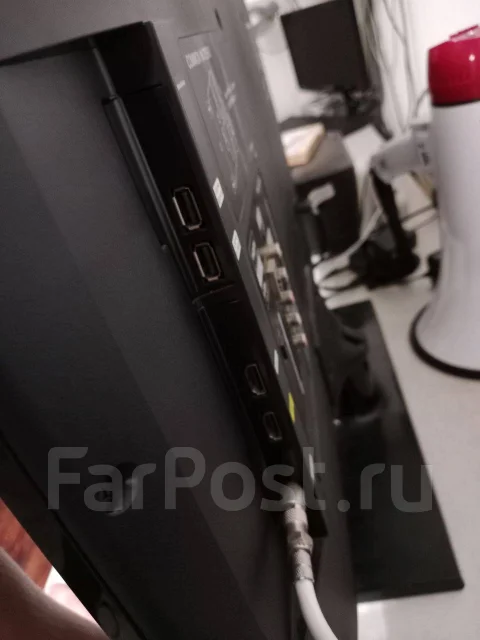 Samsung UE32F5300. LED ����