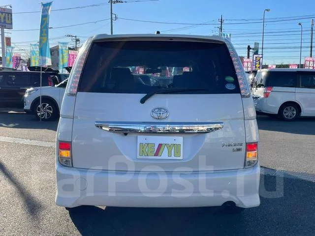 Toyota Isis. ��������, 4wd, 1.8 (143��.�.), ������, 85 000����. ��, �/�. ��� ����� �� ������������ ����