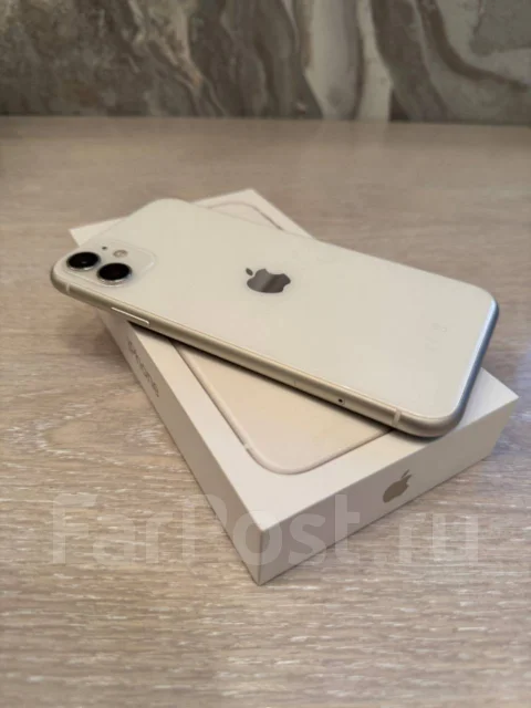 Apple iPhone 11. �/�, 128 ��, �����, 4G LTE, NFC ����