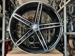 Vossen CV5. 8.5x18", 5x114.3, ET35, �� 73,1���. ��� ����� �� ������ ����
