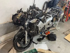 Yamaha FJR 1300 ����