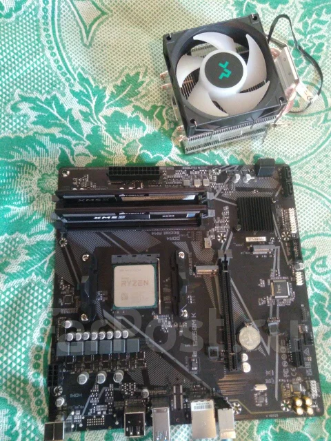 AMD Ryzen 5 3600X ����