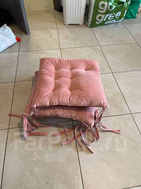 Подушки ИКЕА, IKEA на стул. Цвет розовый, б/у, в наличии. Цена: 200₽ во ...
