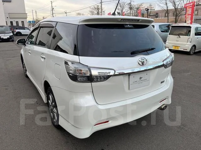 Toyota Wish. �������, 4wd, 1.8 (130��.�.), ������, 66 300����. ��, �/�. ��� ����� �� ������������ ����