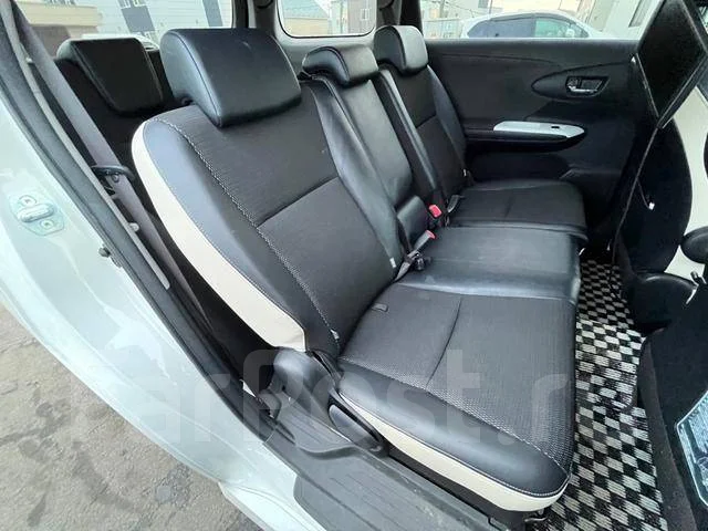 Toyota Wish. �������, 4wd, 1.8 (130��.�.), ������, 66 300����. ��, �/�. ��� ����� �� ������������ ����