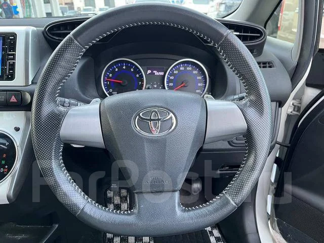 Toyota Wish. �������, 4wd, 1.8 (130��.�.), ������, 66 300����. ��, �/�. ��� ����� �� ������������ ����