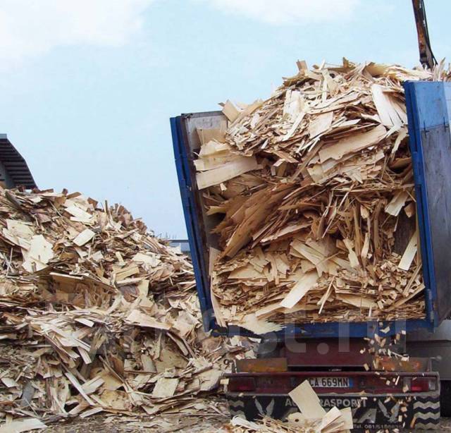 Приму на утилизацию дрова, старую мебель, картон, древесные отходы во ...