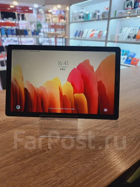 Samsung Galaxy Tab A7. ������ 32 �� ����