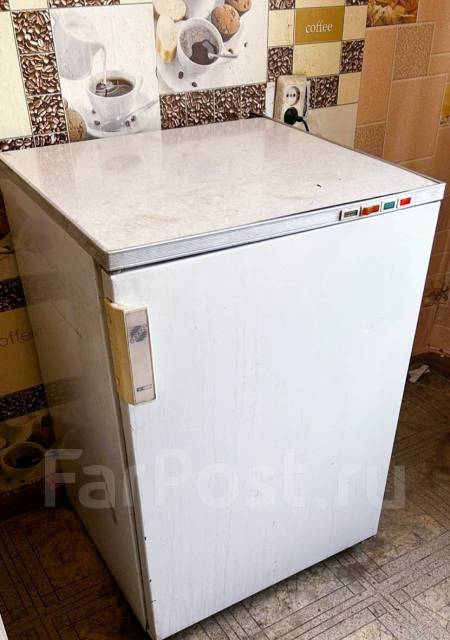 Морозилка, б/у, в наличии. Цена: 5 000₽ в Комсомольске-на-Амуре