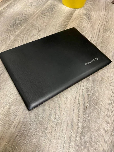 Lenovo G50-45. 15.6", ��� 8 ��, WiFi: 1, Bluetooth: 1, ����������� �� 3��. ����