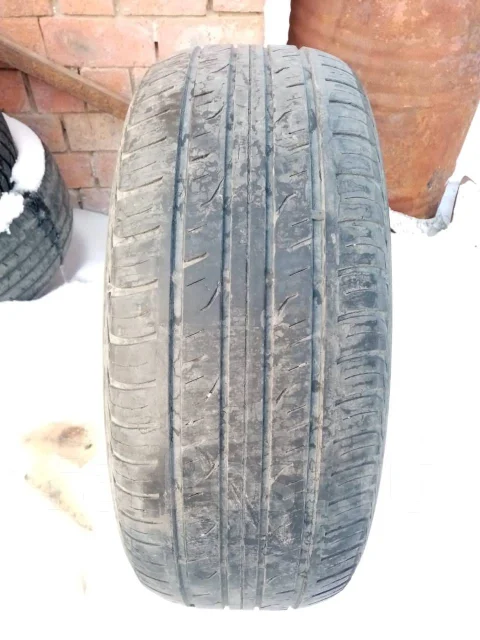 Dunlop Grandtrek PT3. ������, �/�, ����� 50 % ����