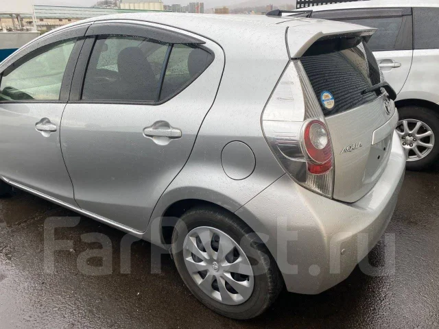 Toyota Aqua. NHP10, 1NZFXE ����