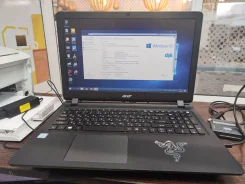 Acer Extensa EX2540. 15.6", 3,2����, ��� 6 ��, ���� 256���, WiFi: 1, Bluetooth: 1, ����������� �� 3��. ����