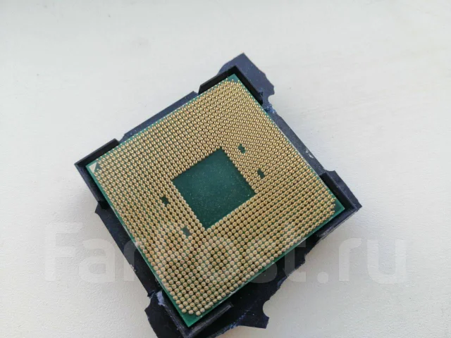 AMD Ryzen 3 Pro 1300 ����