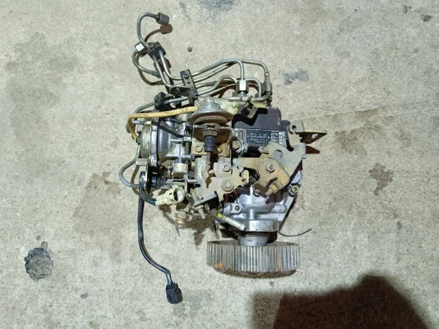 Ford Spectron. SSF8RF ����