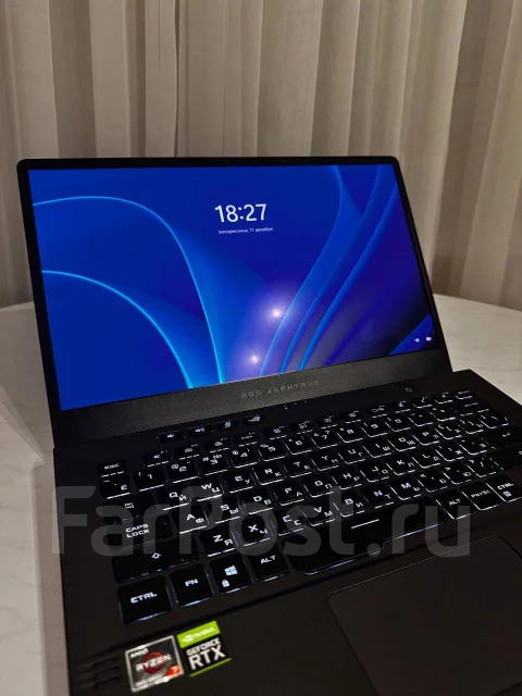 Asus ROG Zephyrus G14. 14", 3,2����, ��� 16 ��, ���� 512���, WiFi: 1, Bluetooth: 1 ����
