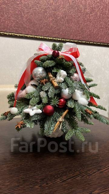 Новогодняя композиция живая ель из Нобилиса, новый, под заказ. Цена: 3 ...