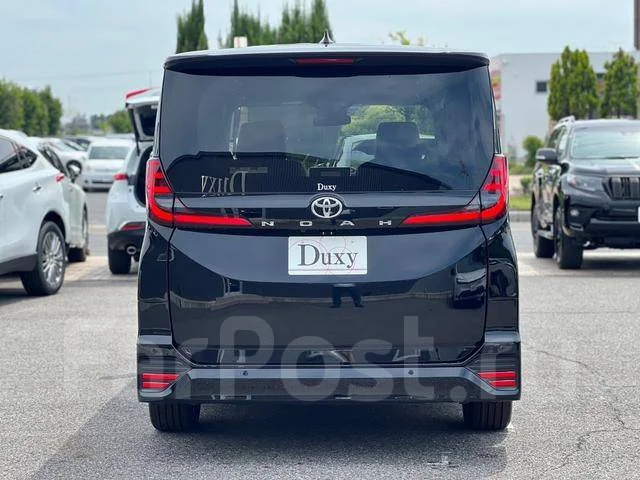 Toyota Noah. ��������, 4wd, 2.0 (170��.�.), ������, 2 000����. ��, �/�. ��� ����� �� ������������ ����