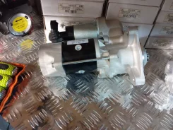 ������� Nissan Diesel FE6/PF6/PD6 QD04B 23300-Z5578 23300-Z5578 ����