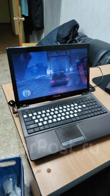 Asus K53T. 15.6", 2,5����, ��� 6 ��, ���� 120���, WiFi: 1, Bluetooth: 1, ����������� �� 20��. ����