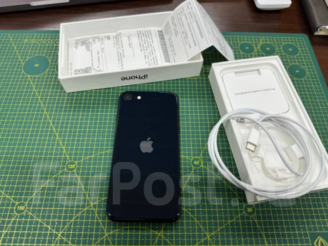 Apple iPhone SE 2022. �/�, 64 ��, ������ ����