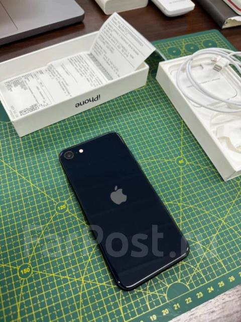 Apple iPhone SE 2022. �/�, 64 ��, ������ ����