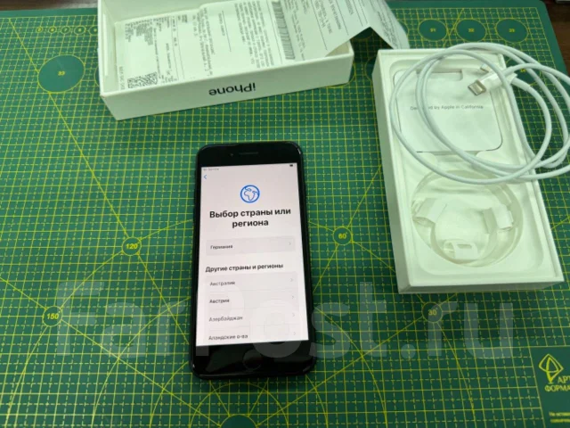 Apple iPhone SE 2022. �/�, 64 ��, ������ ����